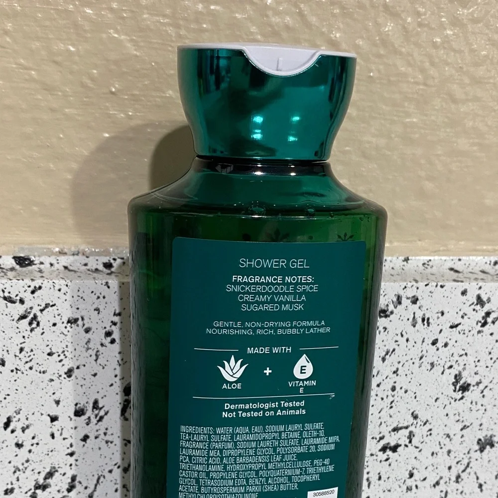 Bath & Body Works Sugared Snickerdoodle Shower Gel - Picture 2 of 3